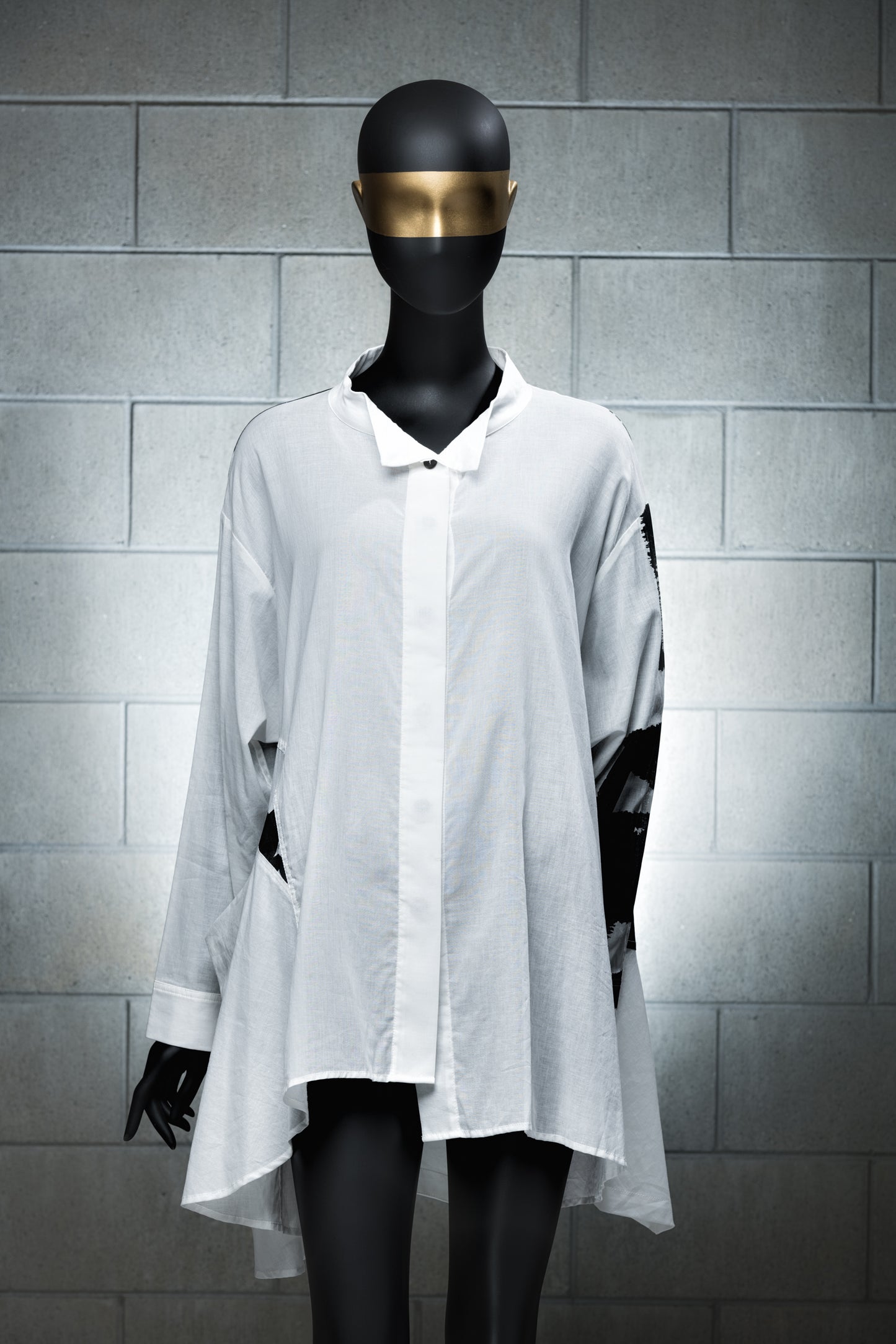 Moyuru Cotton Blouse M231 009