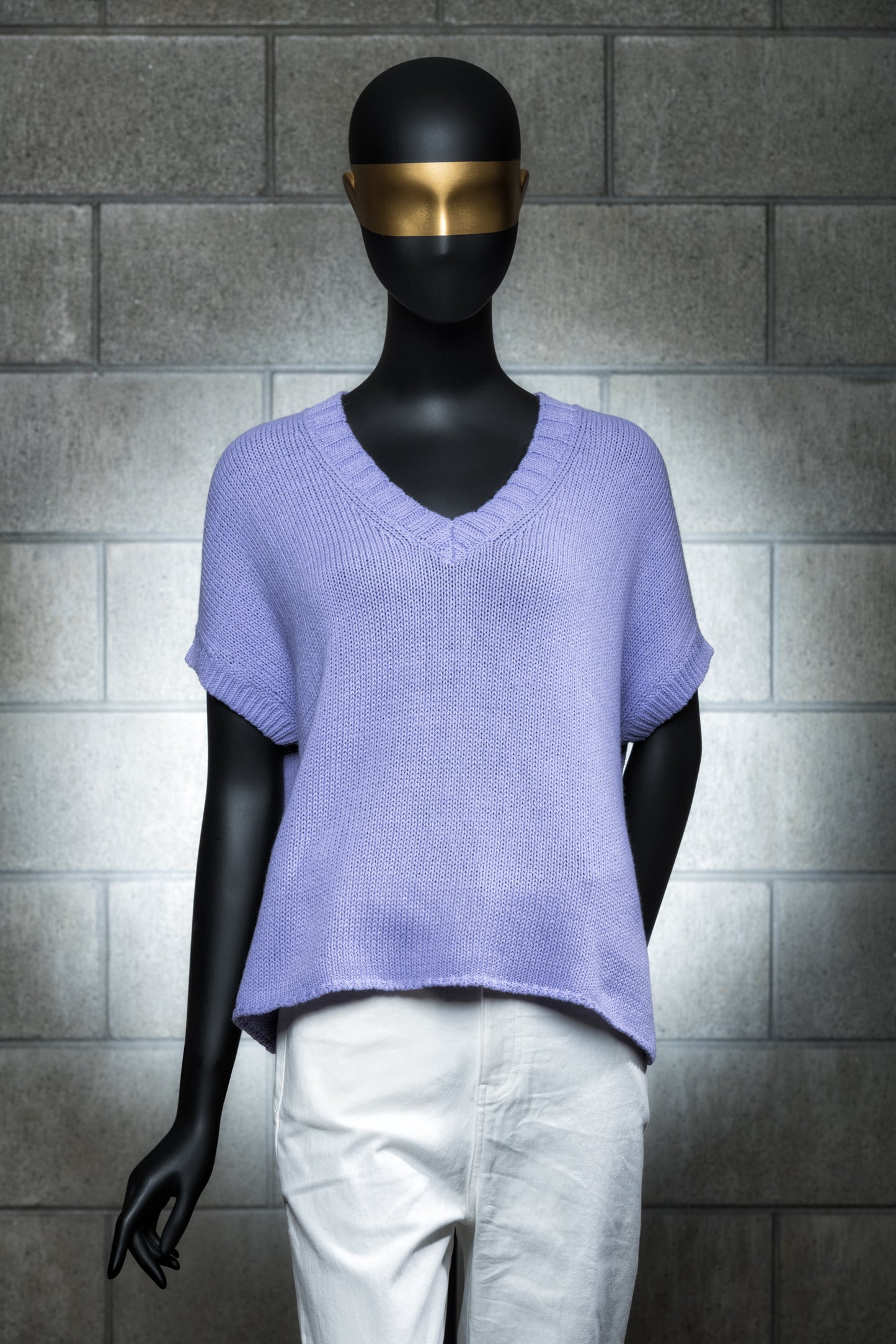 Textured V Top
