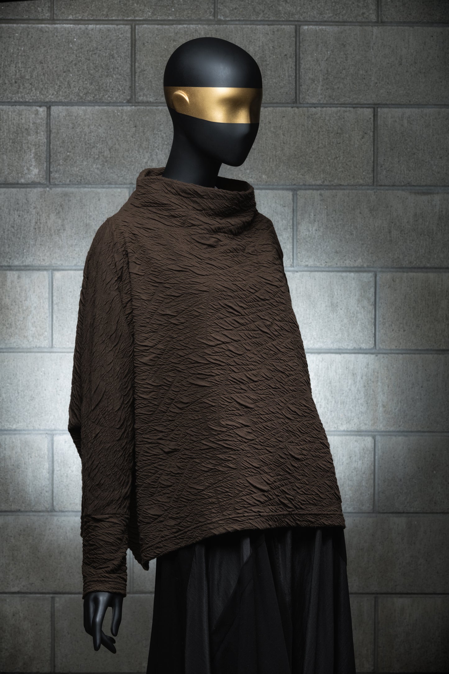 Moyuru Brown Pullover