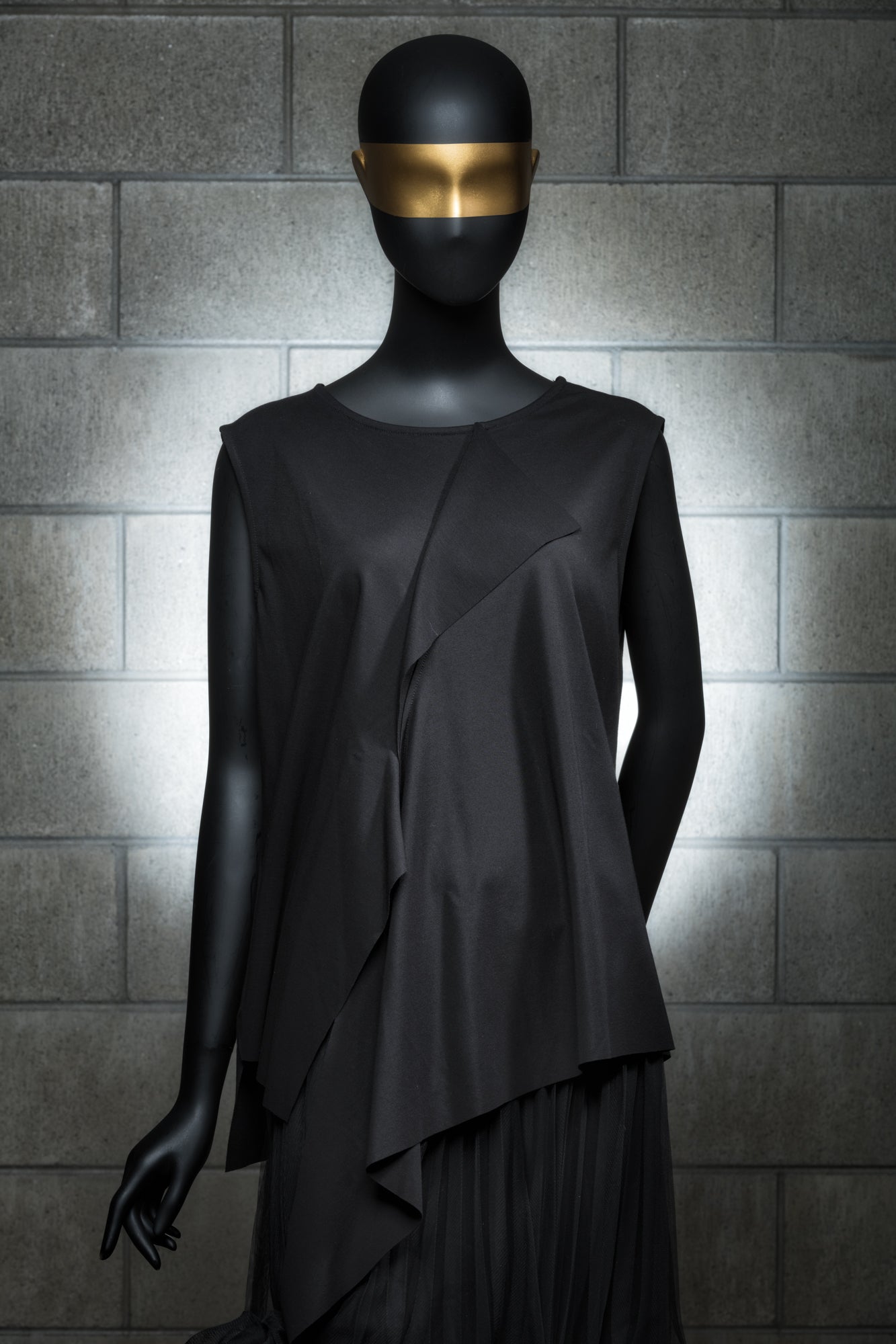 MOYURU Black Top 261 654