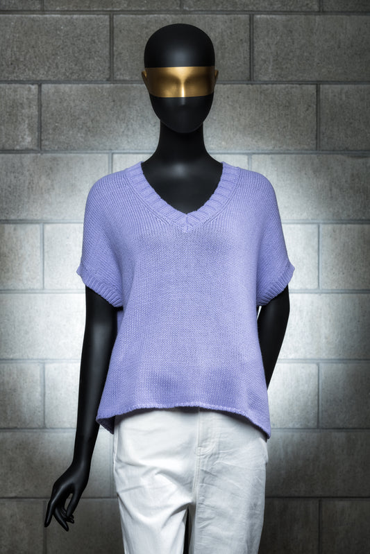 Textured V Top